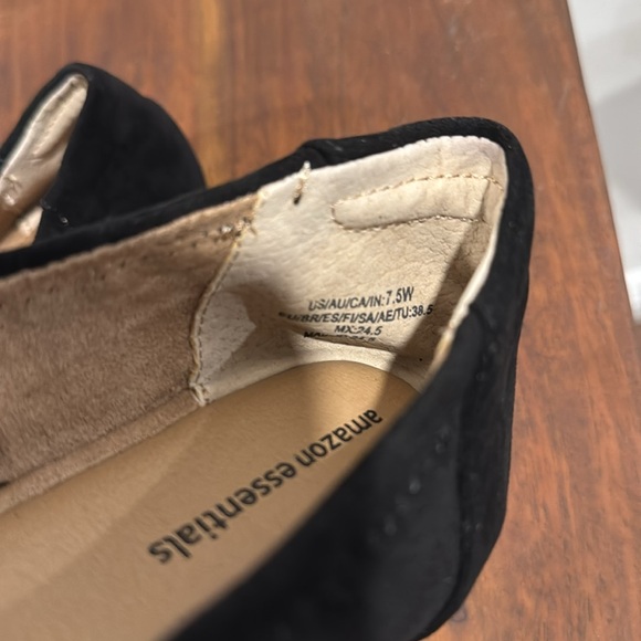 Essentials Womens Belice Ballet Flats - Picture 3 of 4